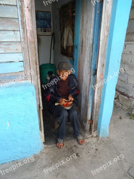 Poverty Misery Cuba Pensioners Free Photos