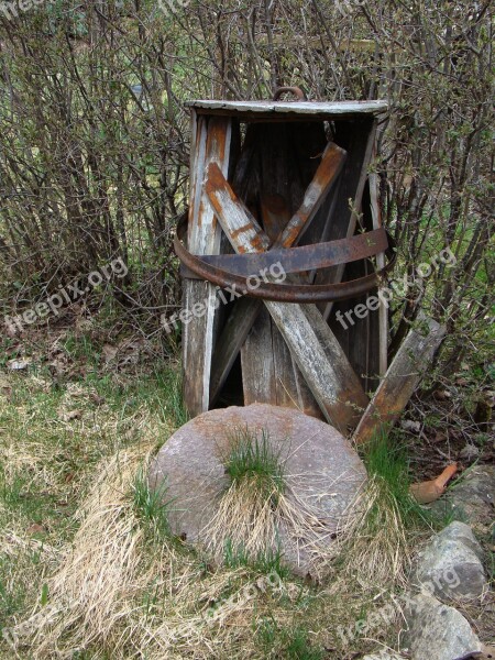 Barrel Old Rust Abandoned Grindstone