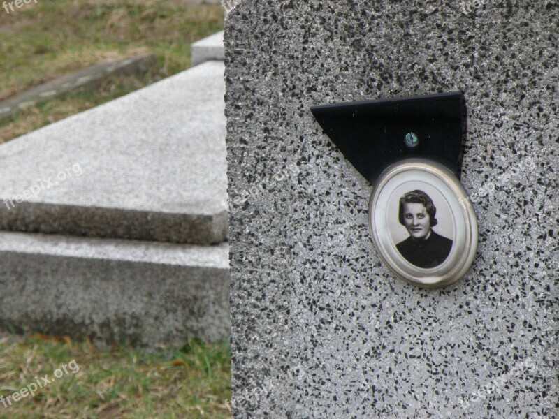 Grave Cemetery Stone Tombstone Sadness