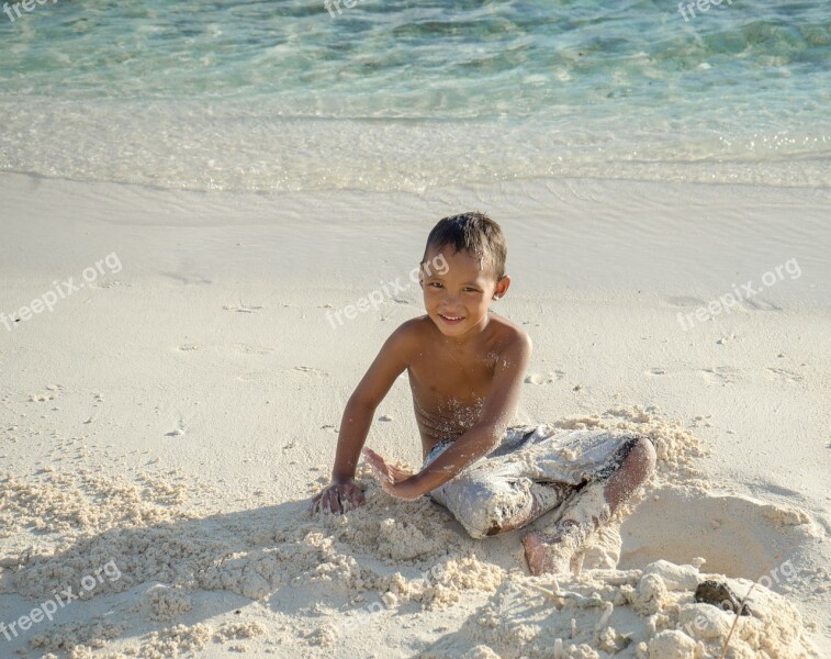 Bora-bora Boy Playing Child Happy