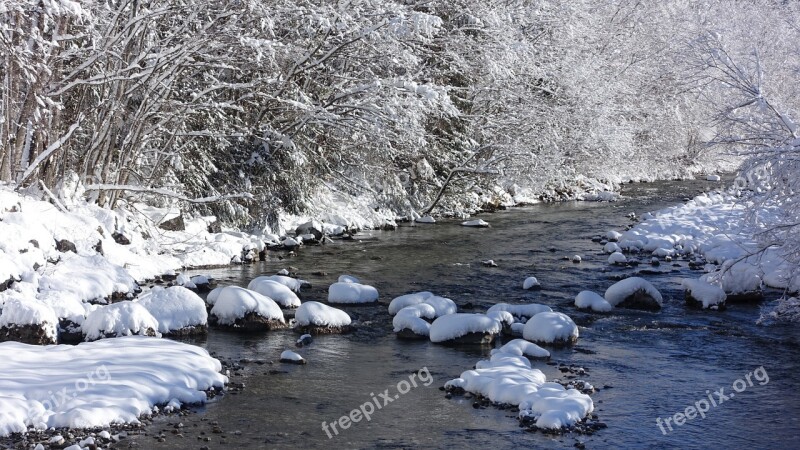 Winter Snow Bach Ripe Wintry