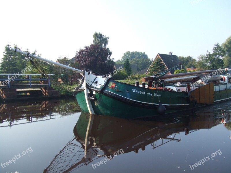 Crest Of Ihlow Emden Lower Saxony Free Photos