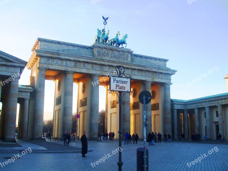 Tor Brandenburguer Brandenburg Gate Berlin Germany Quadriga