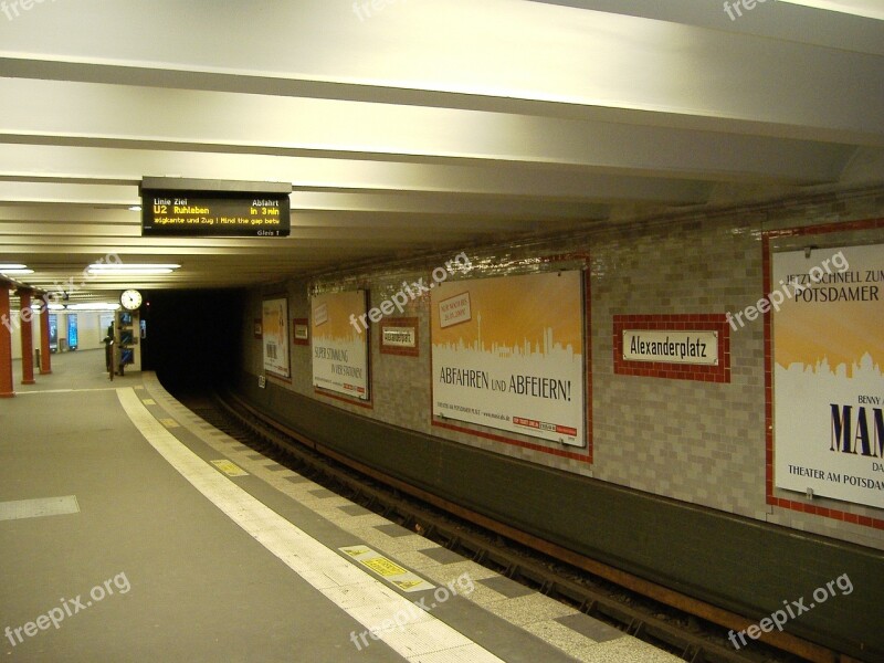 Deuschland Germany Berlin Alexanderplatz Metro