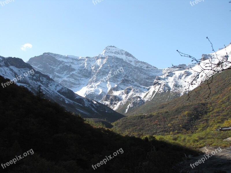 Snow Mountain China The Yellow Dragon Landscape Free Photos