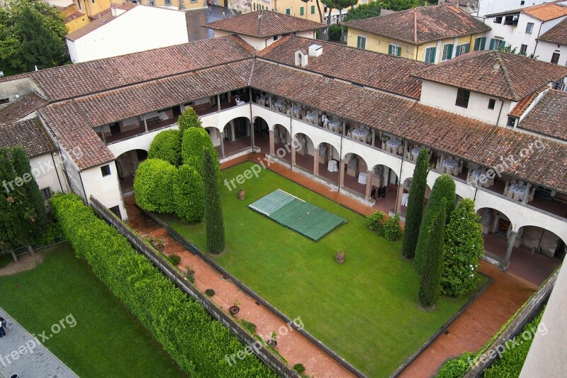 Garden Inside Square Green Pisa