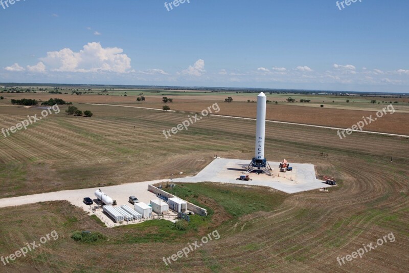 Rocket Test Launch Spacex Small Tiny