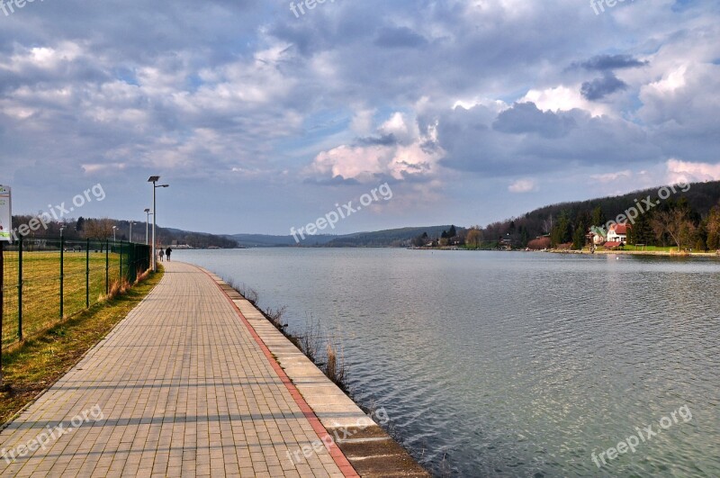 Spring Walking Path Lakeside Nature Free Photos