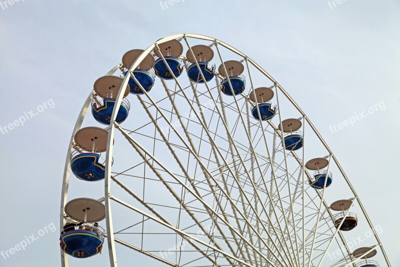 Ferris Wheel Folk Festival Gondolas Ride High