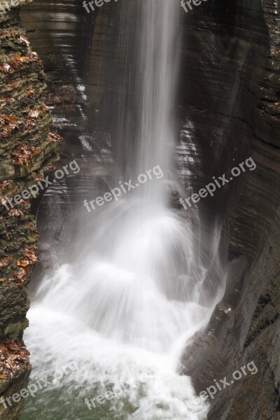 Watkins Glen New York State Waterfall Environment Nature