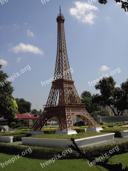 Eiffel Tower Miniature Thailand Worth A Visit Architecture