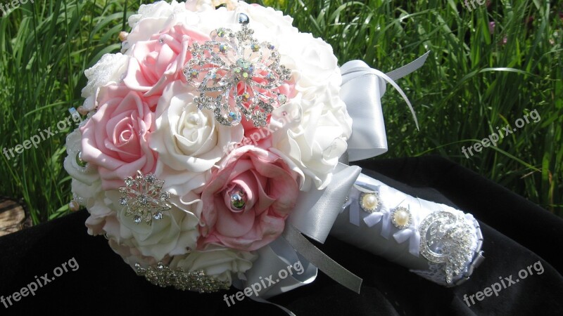 Brooch Bouquet Outdoors Business Photo Bride Marriage