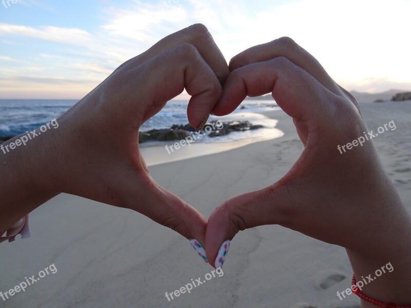 Heart Beach Love Hands Free Photos