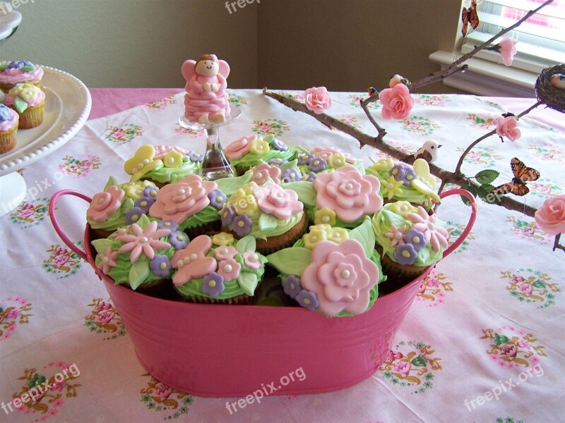 Cupcake Flower Celebration Baking Cake