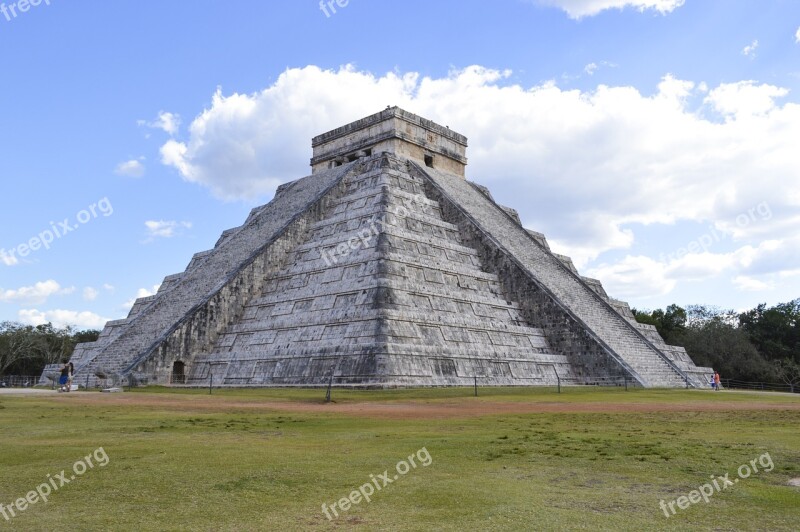 Chichen Itza Yucatan Maya Mexican Mexico