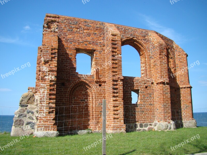 Trzęsacz The Ruins Of The Church Free Photos