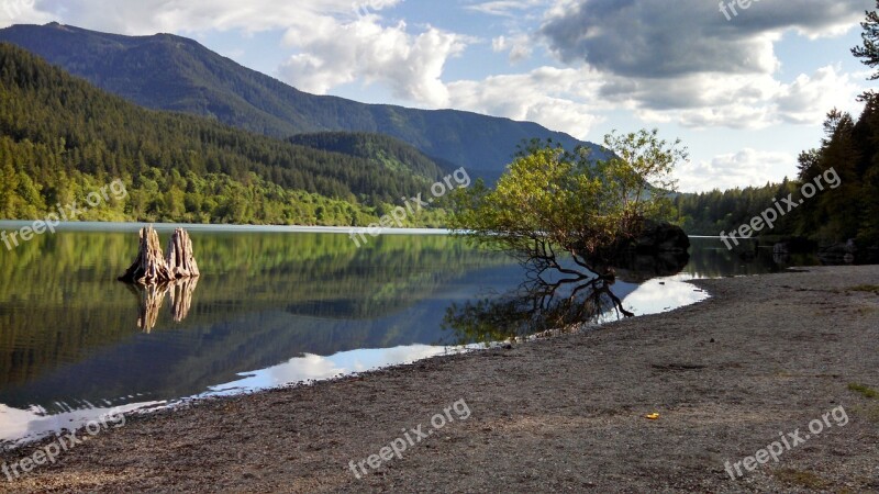 Rattlesnake Lake North Bend Washington Mountains Ashore