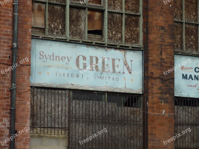 Old Building Old Green Green Red Brick Brick