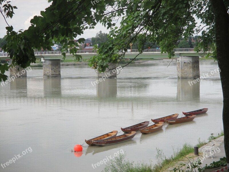 Inn River Boats Water Free Photos