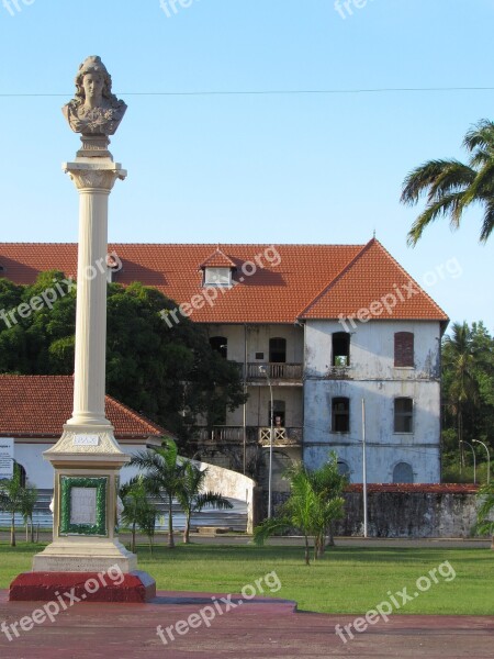 Square Place Des Palmistes Mansion Cayenne French Guiana