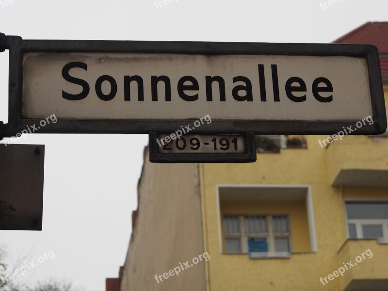 Sonnenallee Street Sign Berlin Characters Road