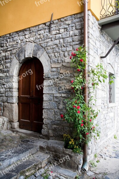 Flowers Building Old Italy Tourist Colorful