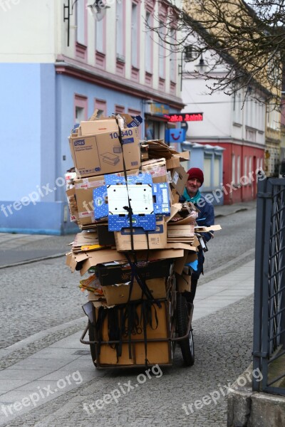 Homeless Scrap Nowa Sól Street City