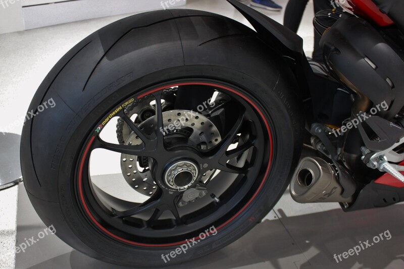 Rear Wheel Ducati Close Up Brake Free Photos