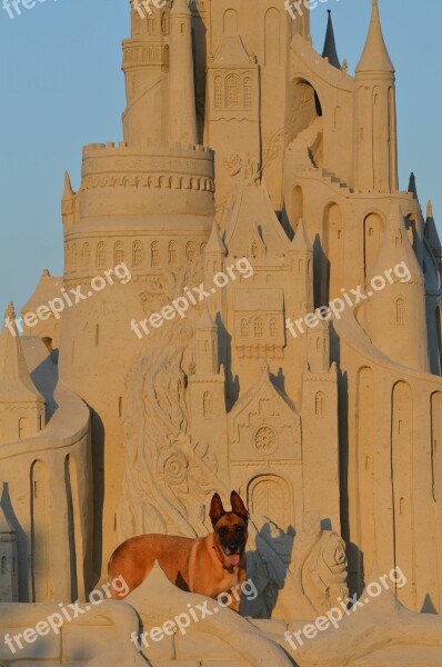 Sand Sculpture Structures Of Sand Tales From Sand Fairytales Sand Sculpture Castle