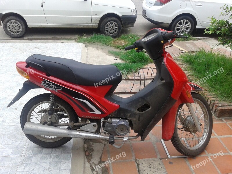 Moto Gilera Smash Daytime Motobike