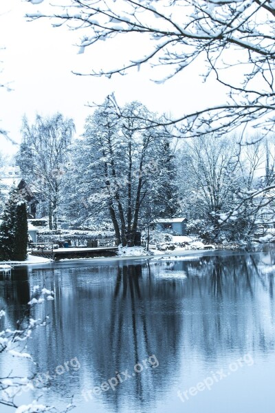 Winter Snow Bank Lake Water