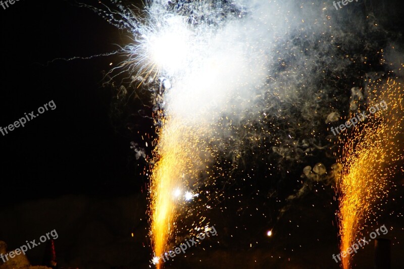 Shower Of Sparks Radio Spray Night Fireworks