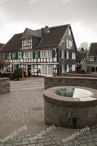 Truss House Fachwerkhaus Marketplace Wermelskirchen