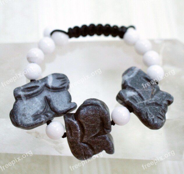 Rabbit Grey White Jasper Jade