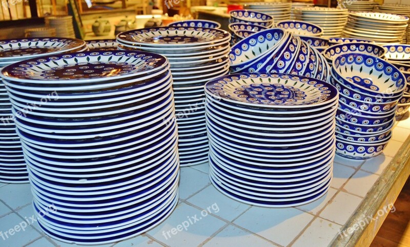 Plate Bolesławiec Tableware Shells Stacked