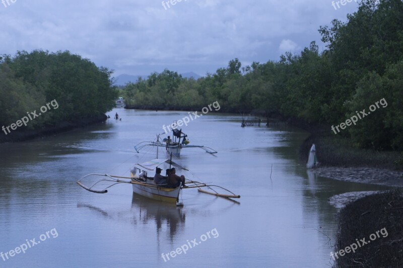 Philippine Lotto Central Fisherman Catching Fish Free Photos