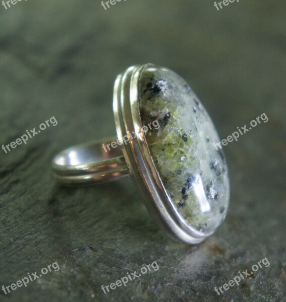 Prehnite Green Oval Silver Metal