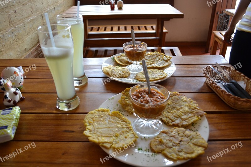 Plantani Food Colombia Lemonade Lunch