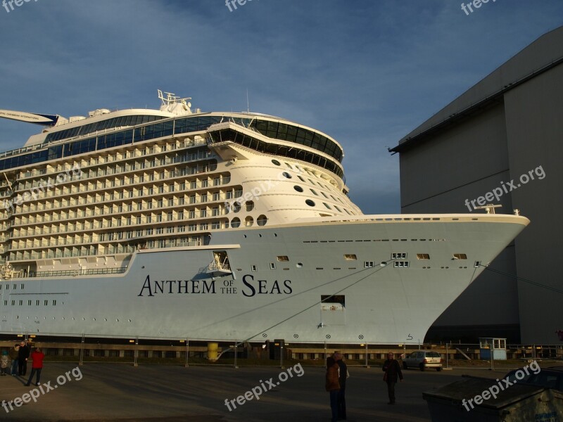 Ozeanriese Anthem Of The Seas Meyer Shipyard Papenburg Germany Ocean-going Ships