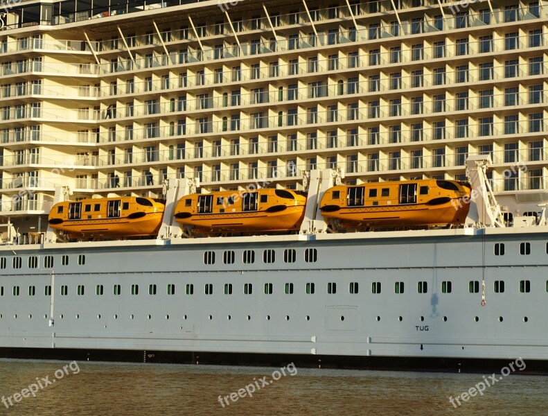 Shedding Lifeboats Lifeboats Cruise Ship Ozeanriese Meyer Shipyard