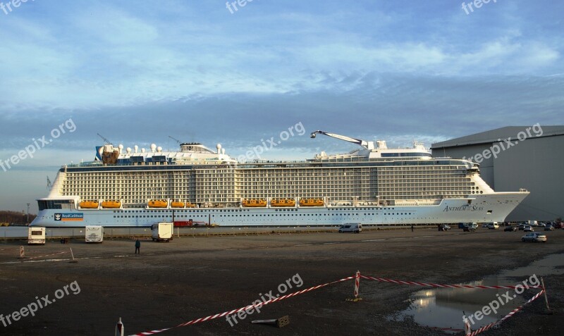 Anthem Of The Seas Papenburg Germany Meyer Shipyard Kreuzzfahrtschiff Ozeanriese