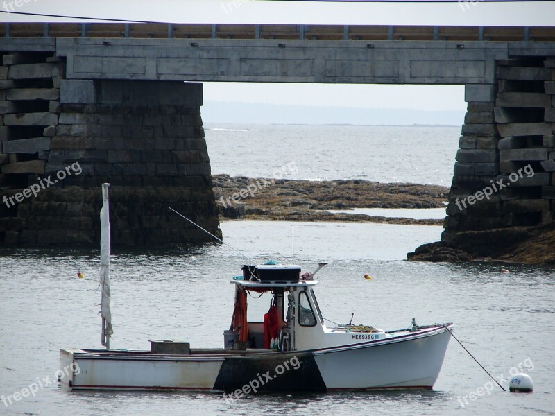 Cribstone Bridge Bailey Island Maine