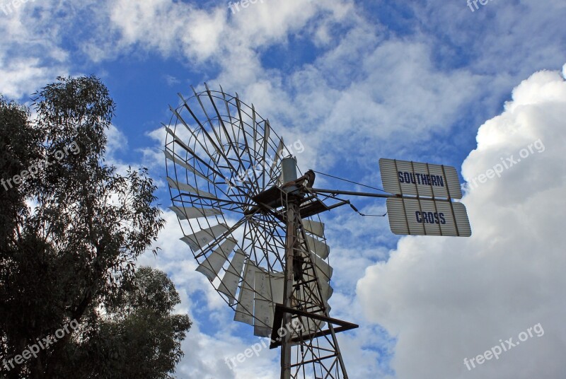 Southern Cross Pinwheel Australia Outback Farm