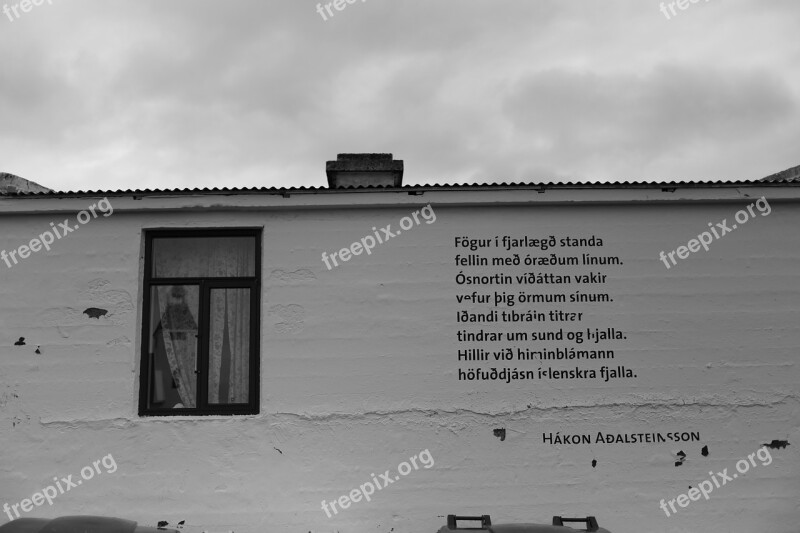 Poetry On The Wall Lonely House Iceland Free Photos