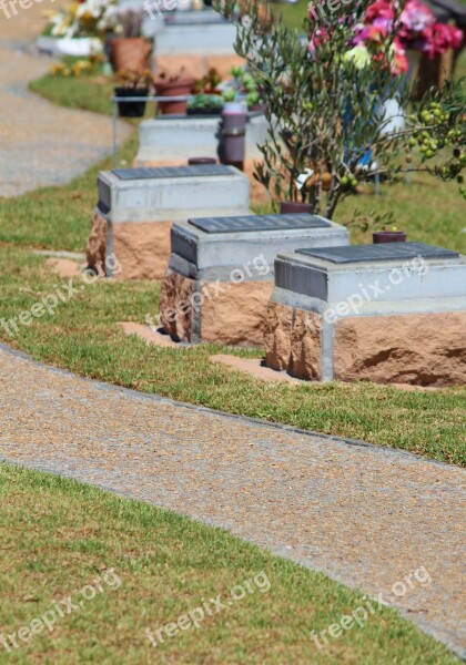 Graves Urn Tomb Cemetery Away Garden