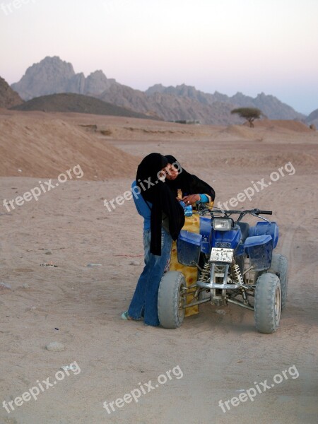 Egypt Sinai Peninsula Desert A Muslim