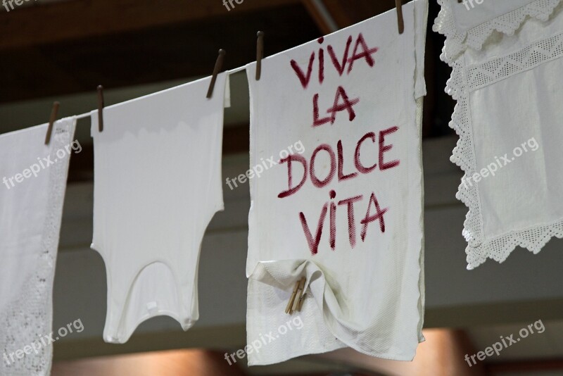 Laundry Underwear Dry Towel La Dolce Vita