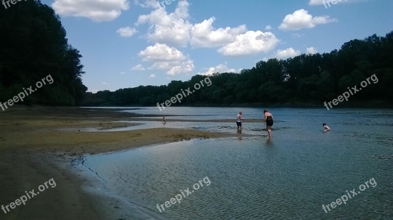 Tisza Low Water River Nagykörű