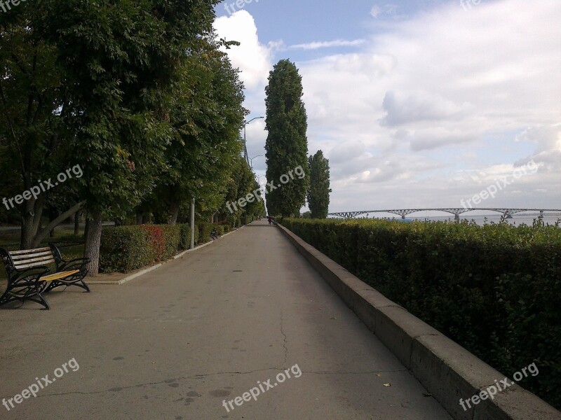 Quay Saratov Vista Summer Green