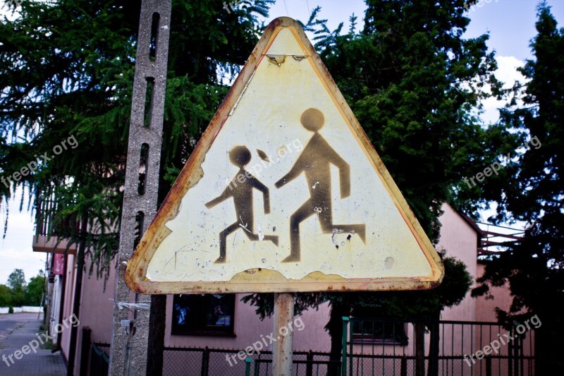 Sign Old Rust Children Warning